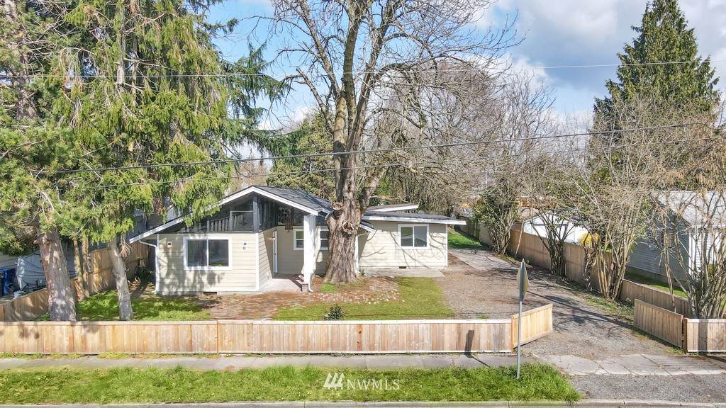 1103 3rd Avenue - Photo 1