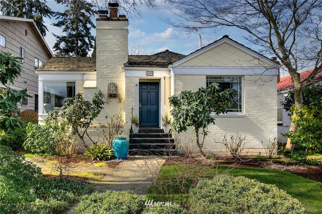2065 Mcgilvra Boulevard - Photo 1