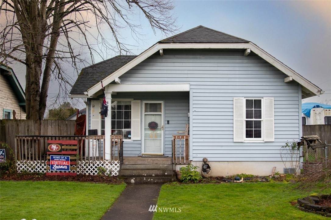 526 16th Avenue - Photo 1