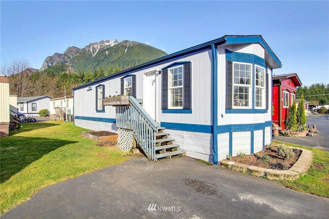 43010 North Bend Way - Photo 1