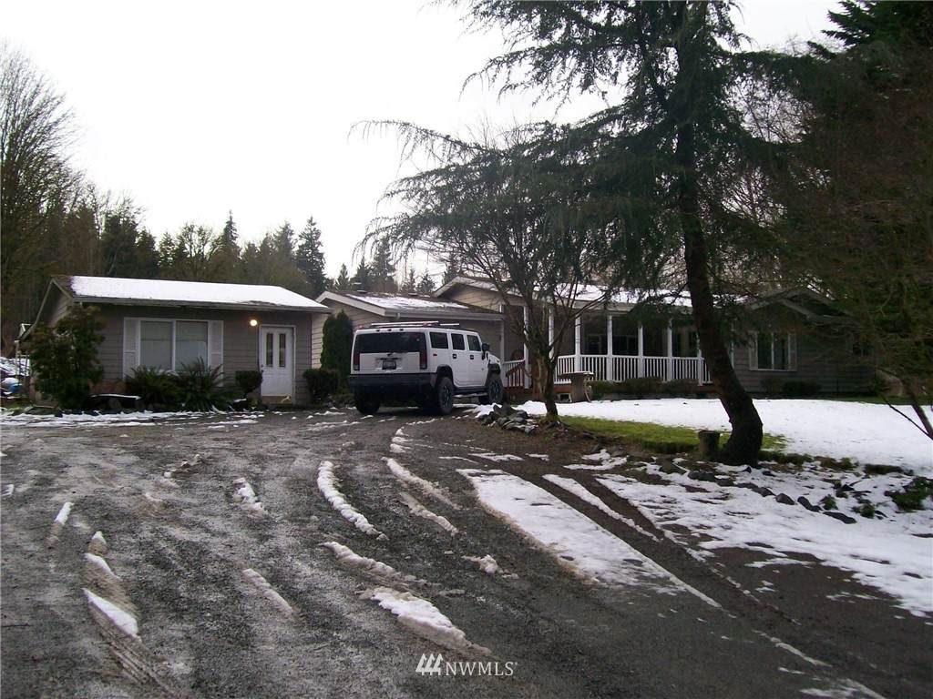 2540 Bickford Avenue - Photo 1
