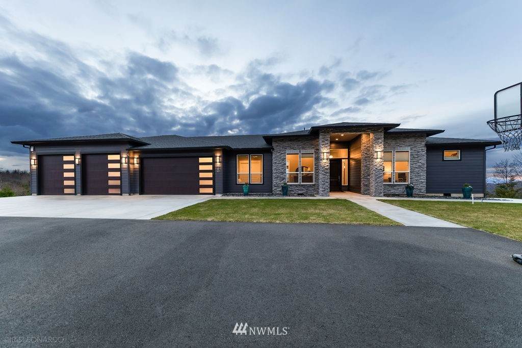 460 Garnet Road - Photo 1