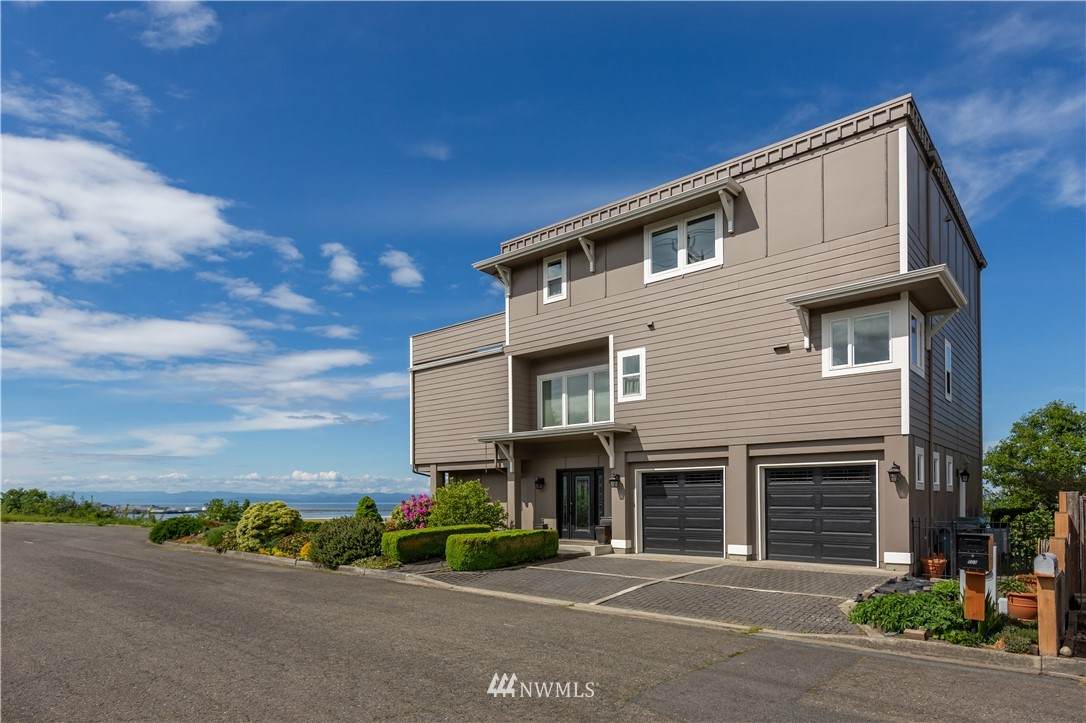 503 3rd Street - Photo 1