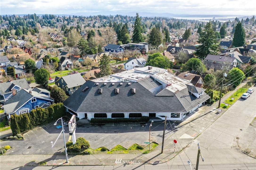 8100 Lake City Way - Photo 1