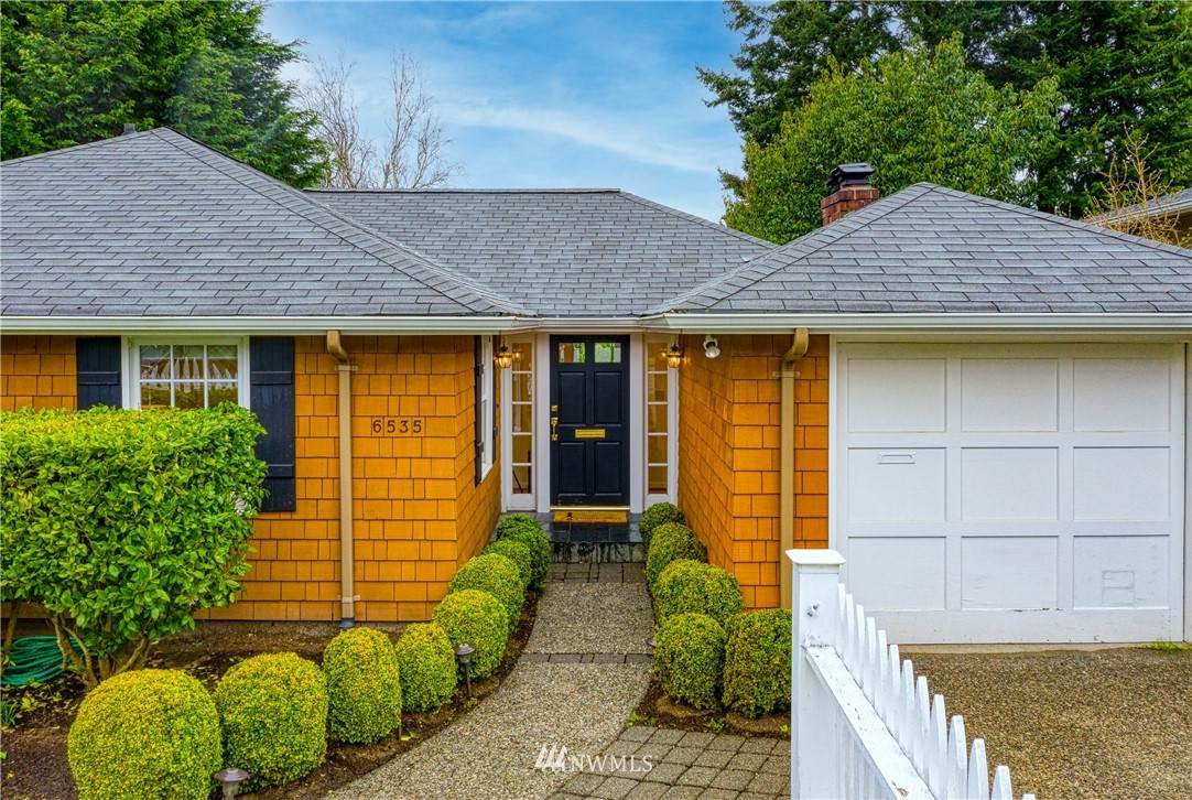 6535 28th Avenue - Photo 1