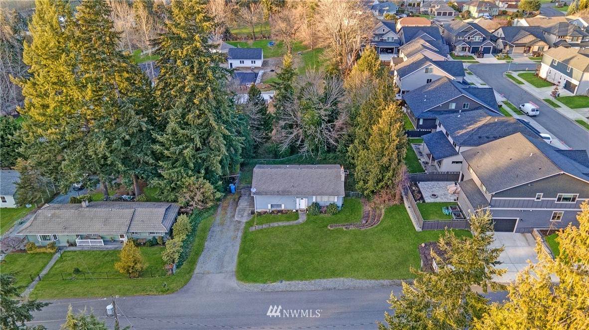 7315 93rd Street Ct - Photo 1