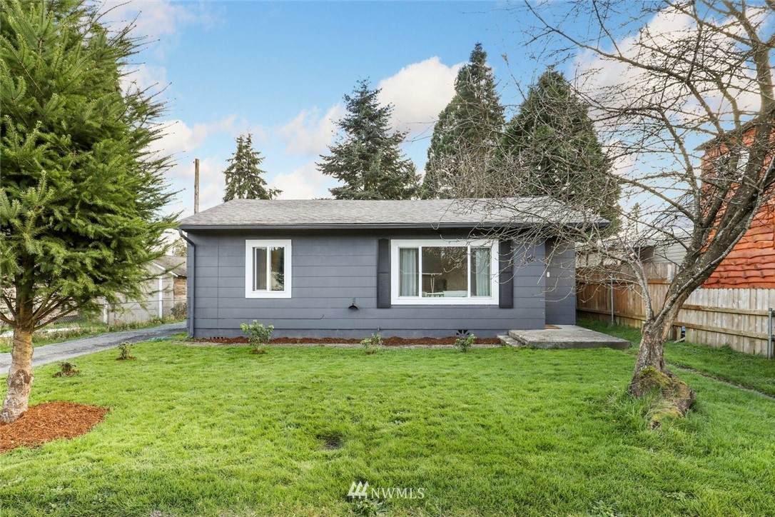 108 Williams Avenue - Photo 1