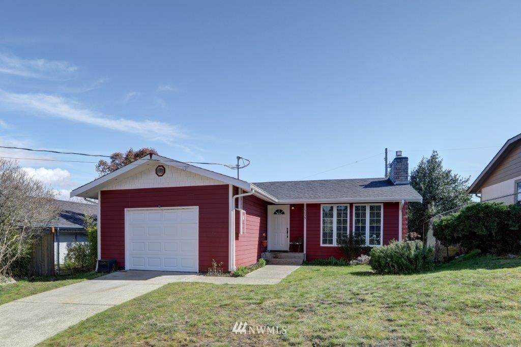 5039 Whitman Street - Photo 1