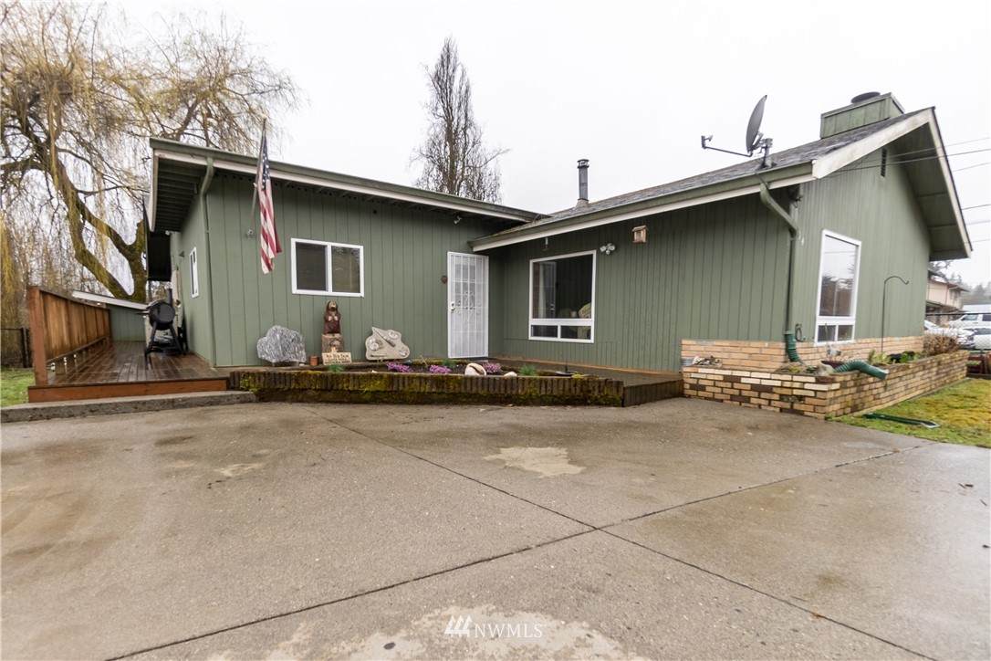 304 Wallace Street - Photo 1