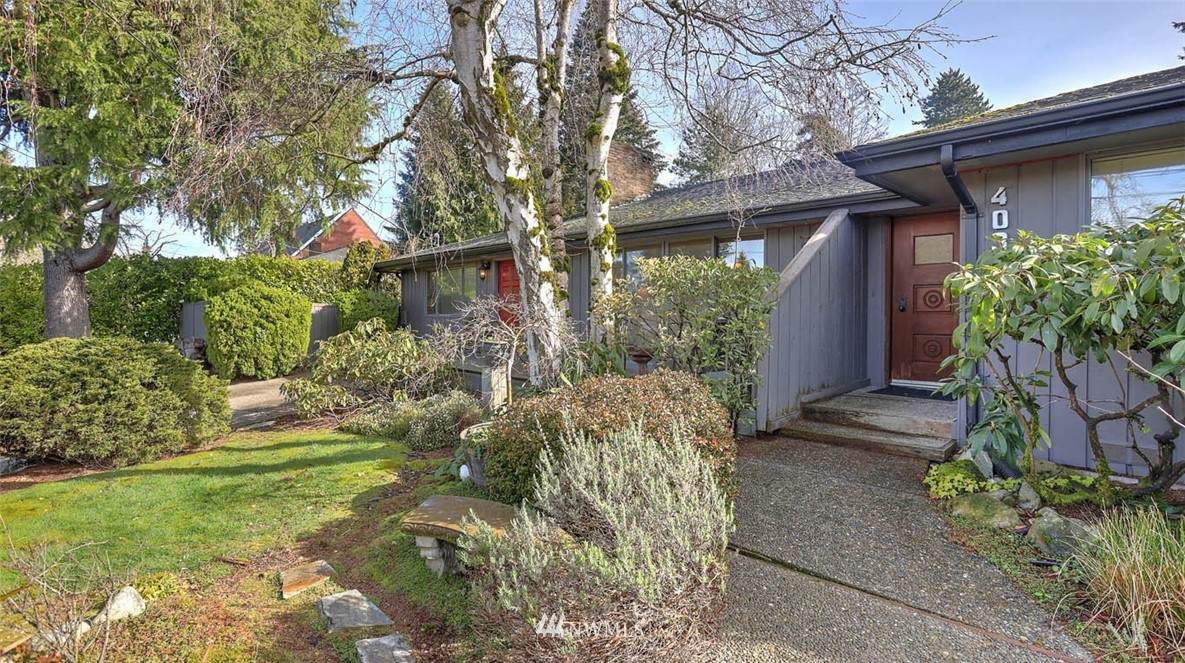 4034 85th Avenue - Photo 1