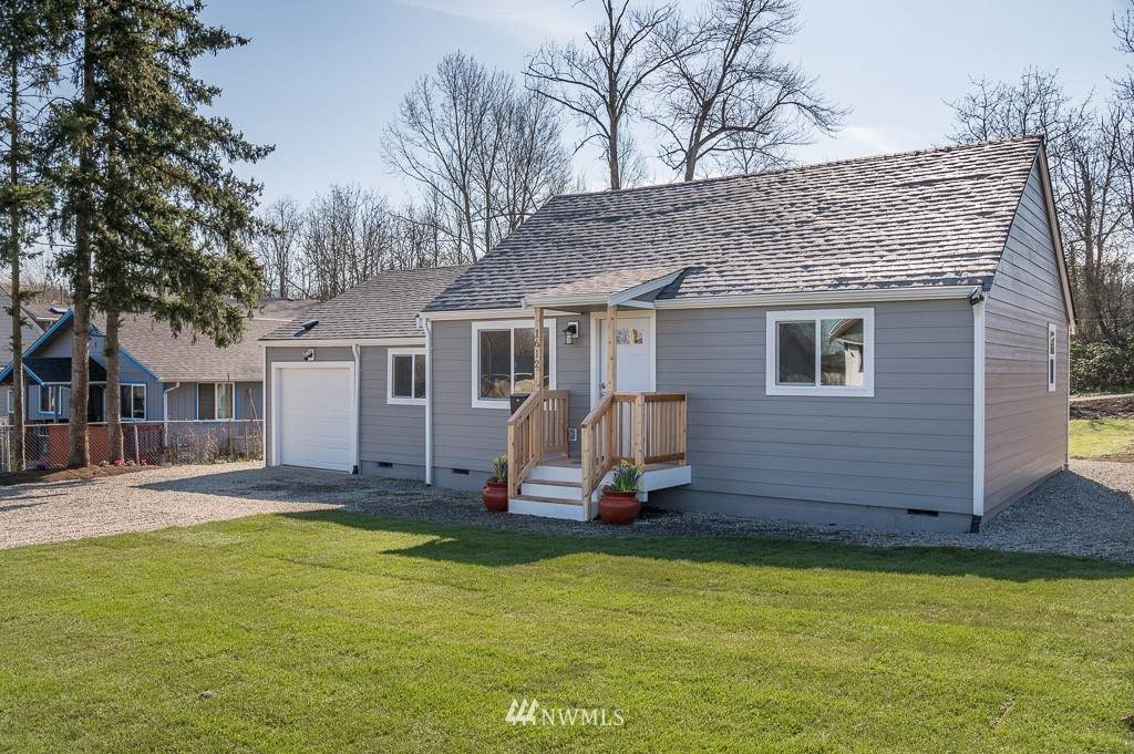 1612 Fairbanks Street - Photo 1