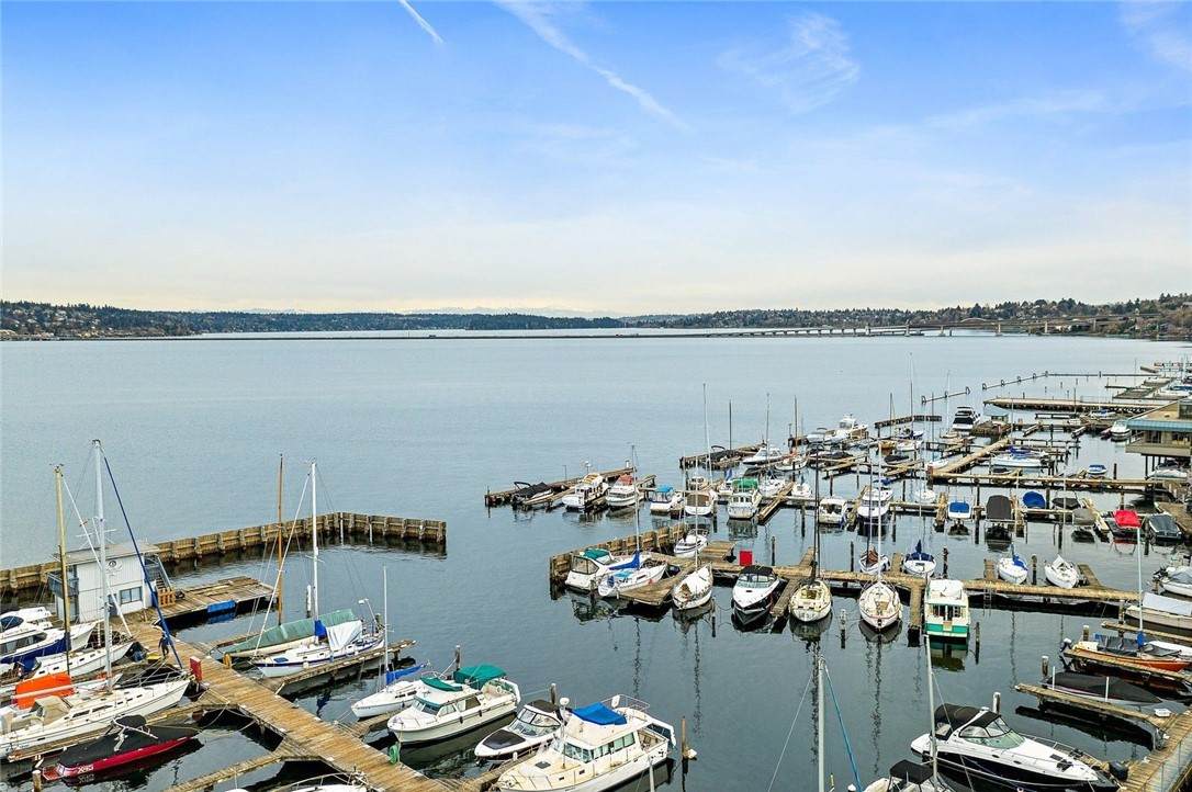 321 Lake Washington Boulevard - Photo 1