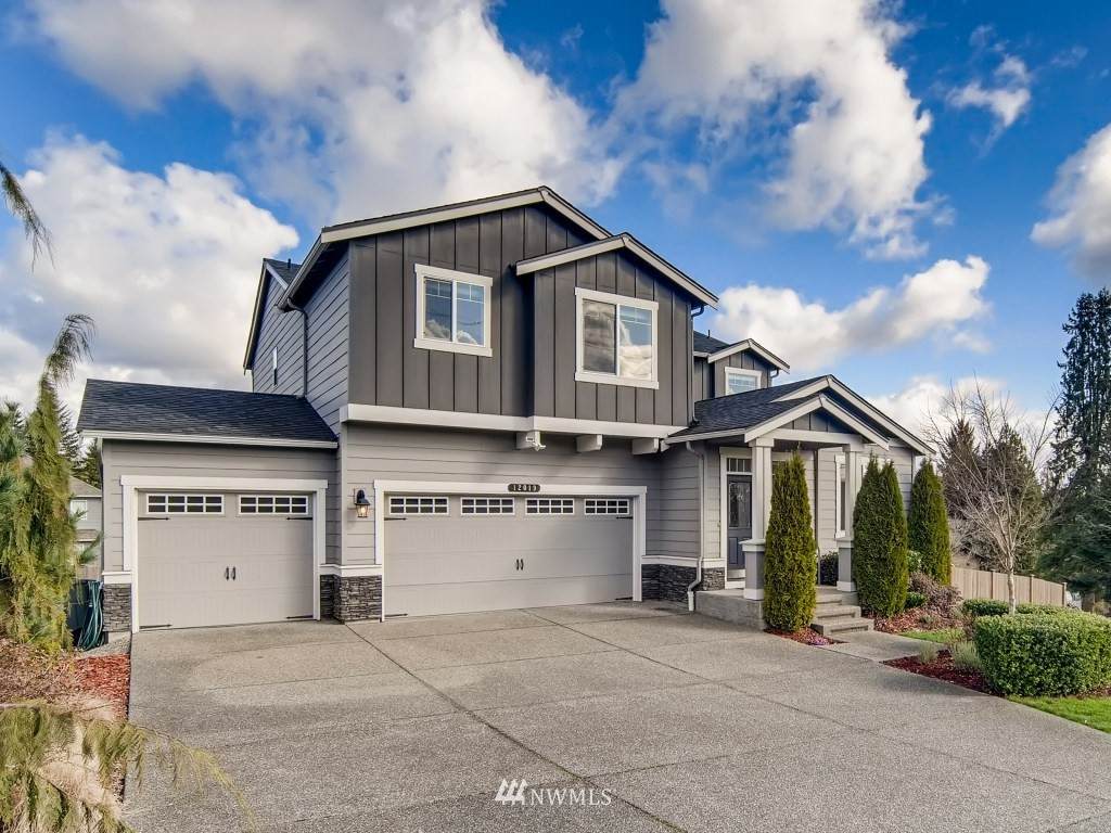 12019 32nd Street - Photo 1