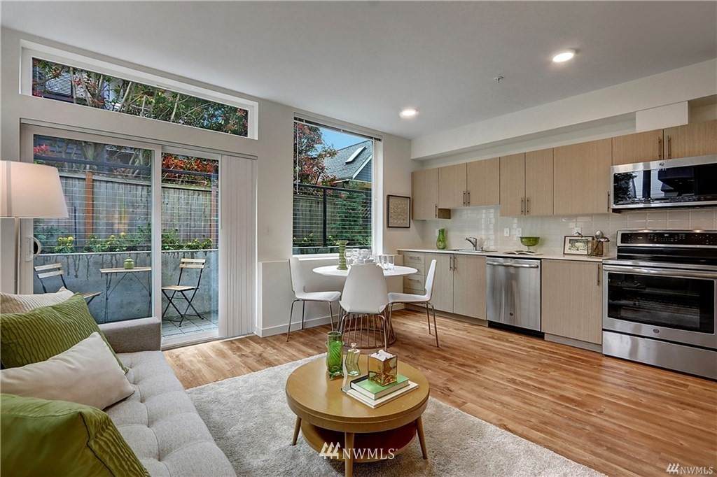 121 12th Avenue - Photo 1