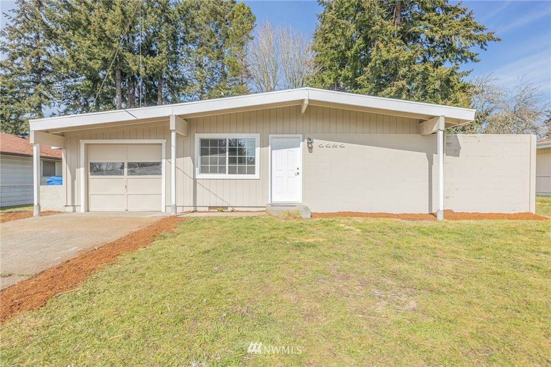 4424 26th Loop - Photo 1
