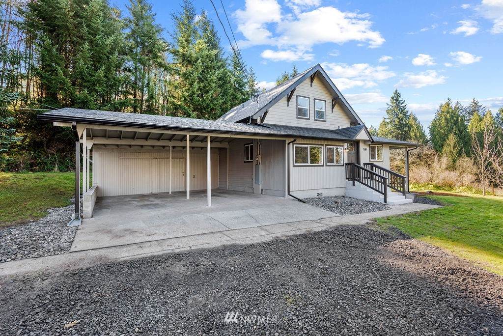 160 Isaacson Drive - Photo 1