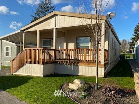 2101 324th Street - Photo 1
