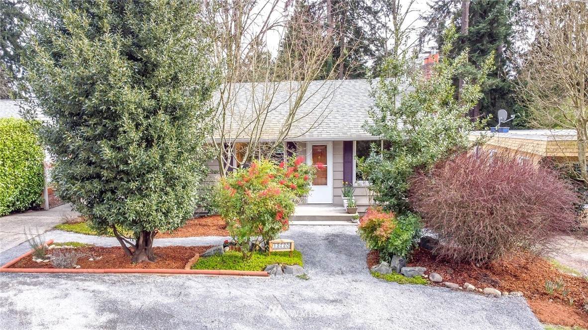 13720 25th Avenue - Photo 1