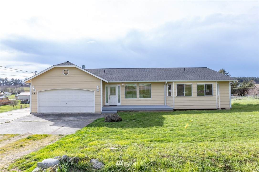 981 Shawn Avenue - Photo 1
