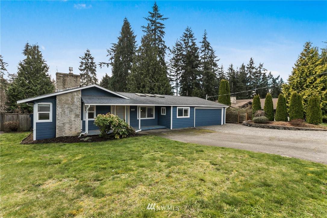 8207 124th Street - Photo 1