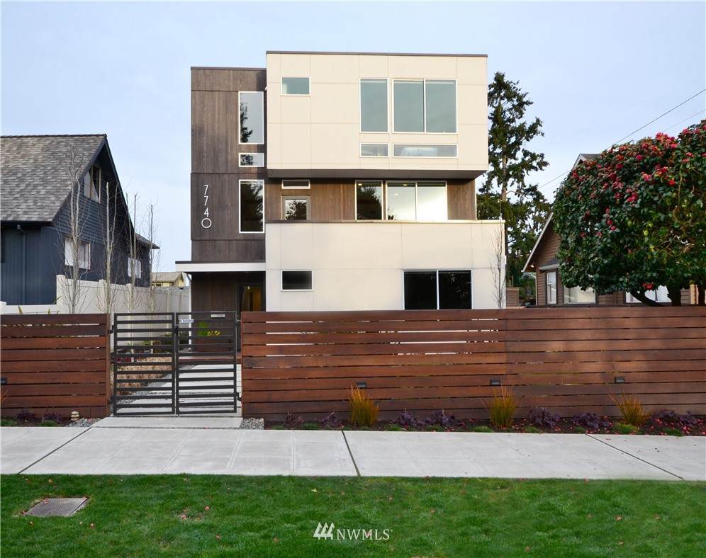 7740 31st Avenue - Photo 1