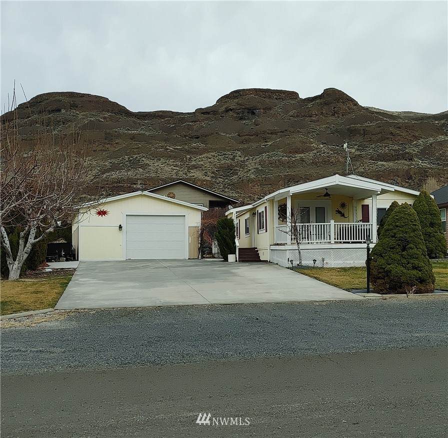 25140 Vantage Street - Photo 1