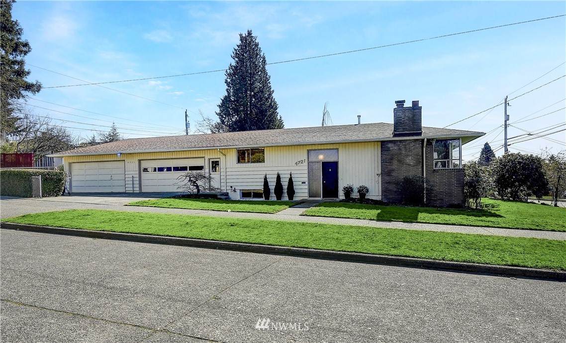 4721 Raymond Street - Photo 1