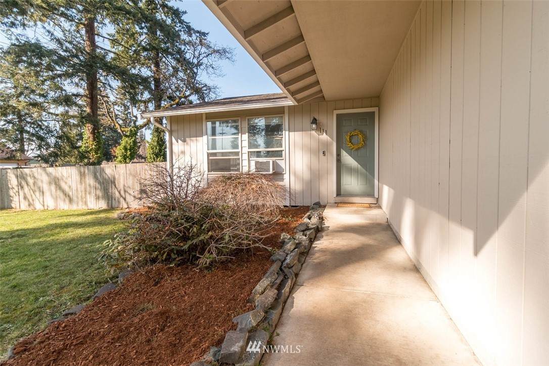 111 128th Street Ct - Photo 1