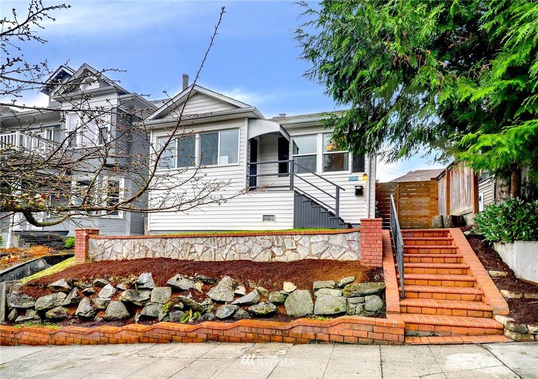 2309 Valley Street - Photo 1