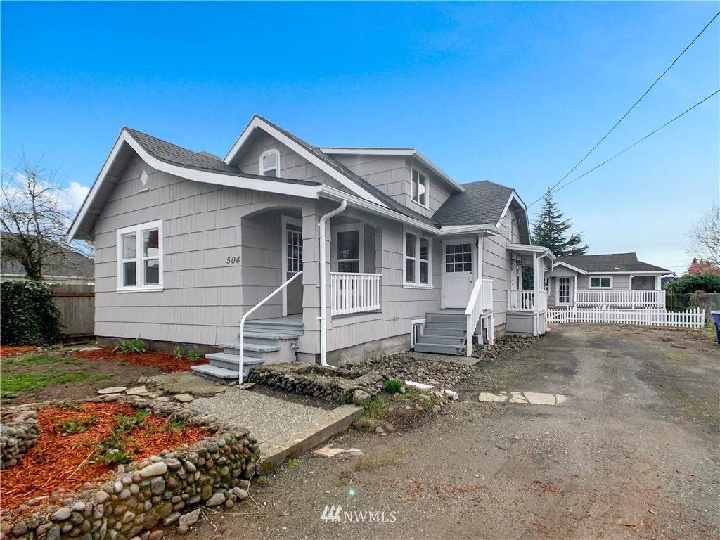 504 Clark Street - Photo 1