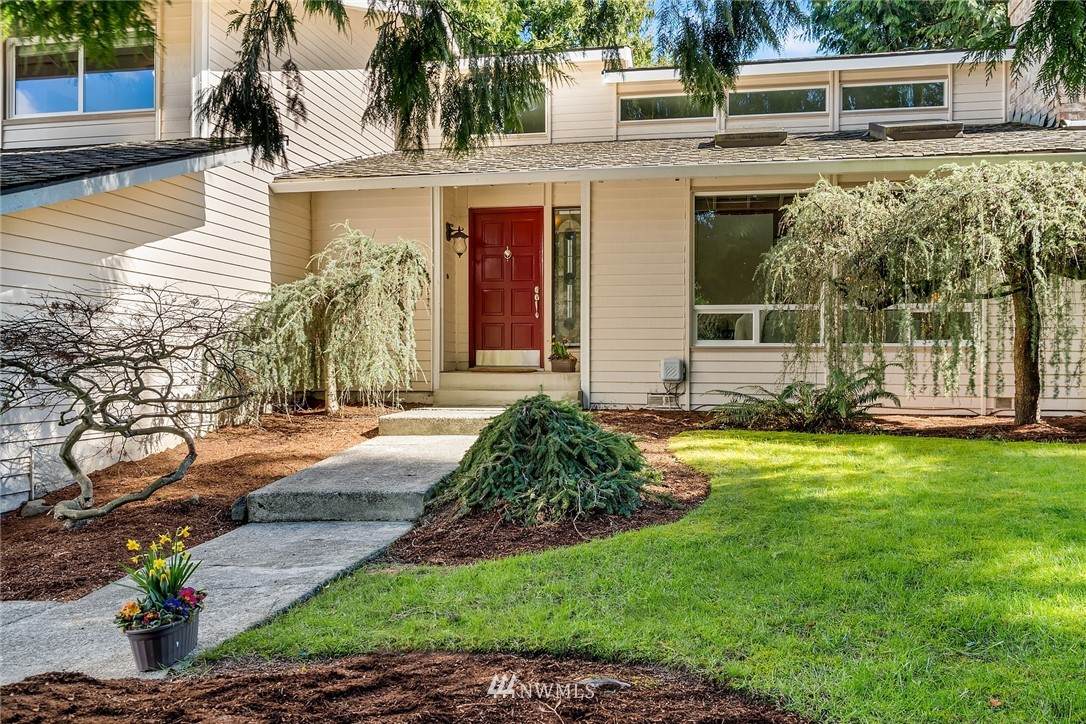11708 103rd Avenue - Photo 1