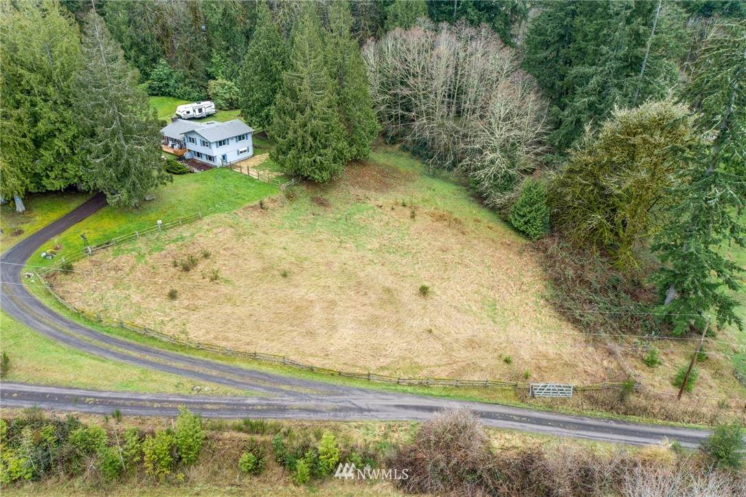 1930 Emerald Hills Lane - Photo 1