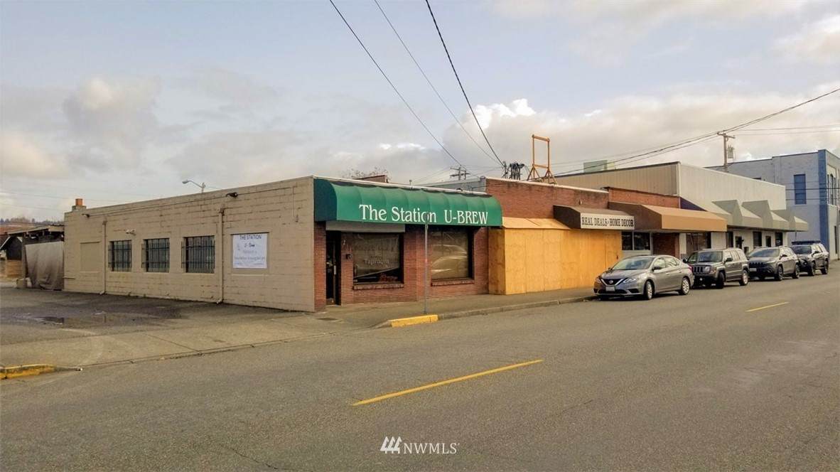 201 -211 W Stewart - Photo 1