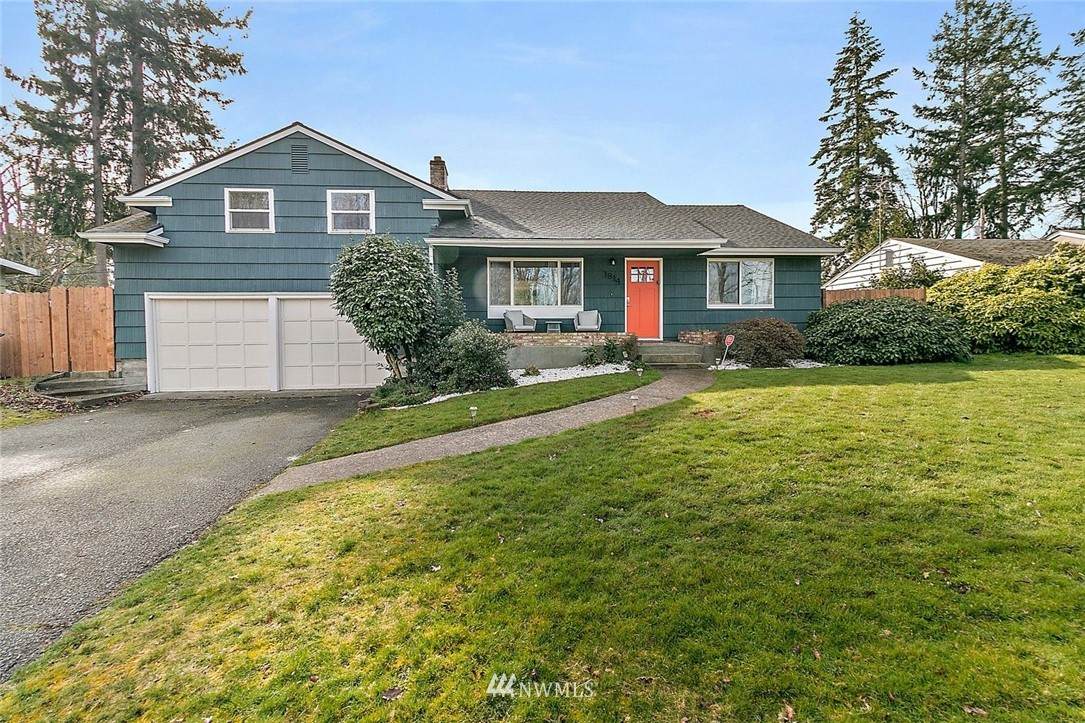 3814 101st Street - Photo 1