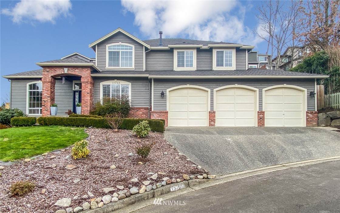 15702 99th Avenue - Photo 1