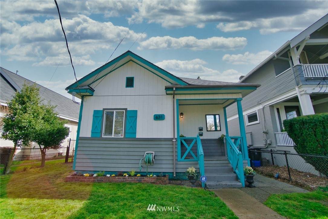 631 Steele Street - Photo 1