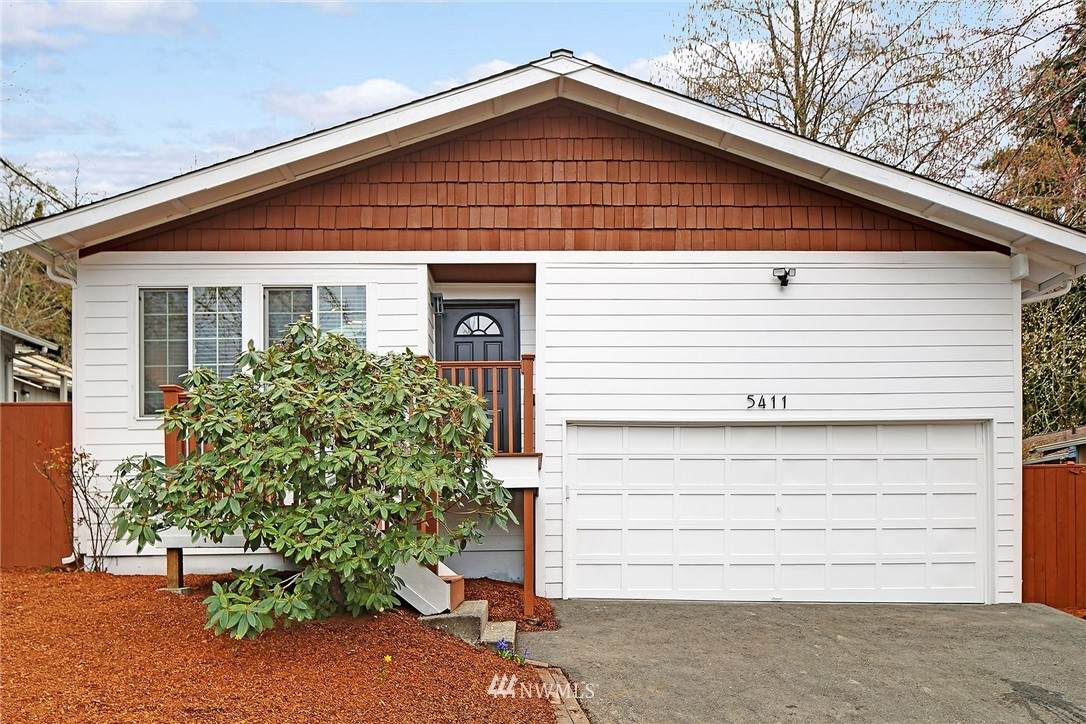 5411 30th Avenue - Photo 1