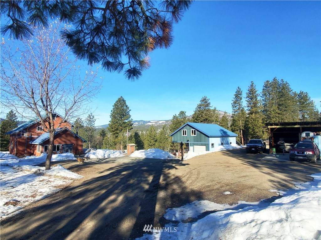 45 White Way - Photo 1