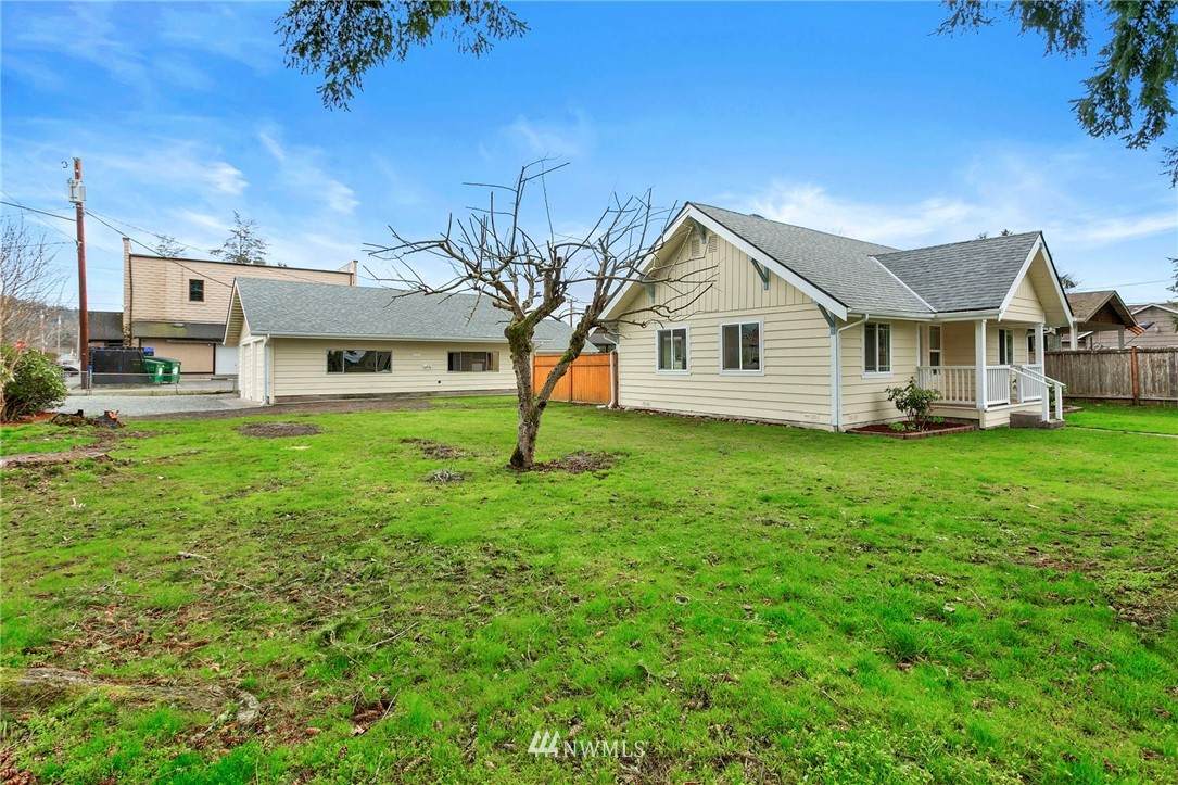 403 Cascade Avenue - Photo 1