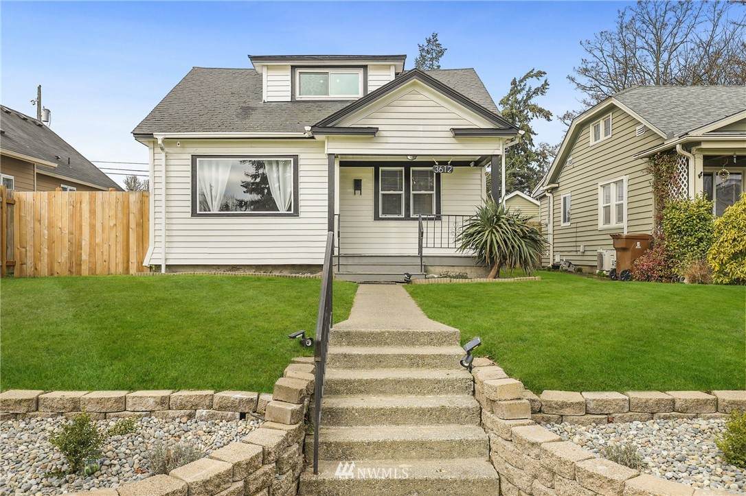 3612 Sheridan Avenue - Photo 1