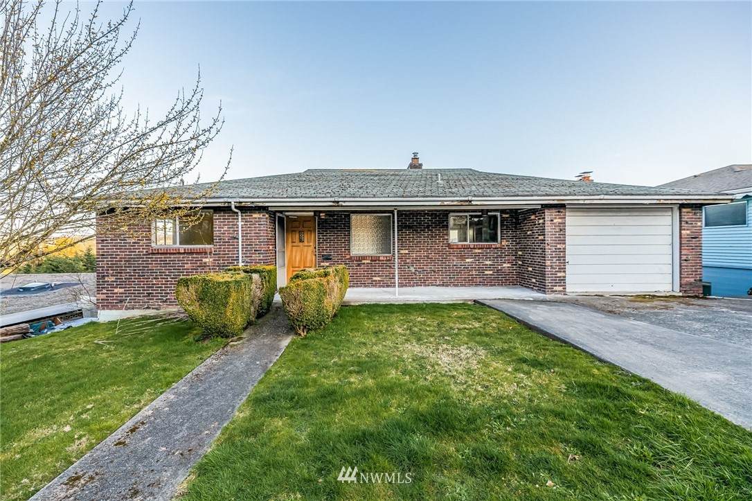 6346 Seward Park Avenue - Photo 1