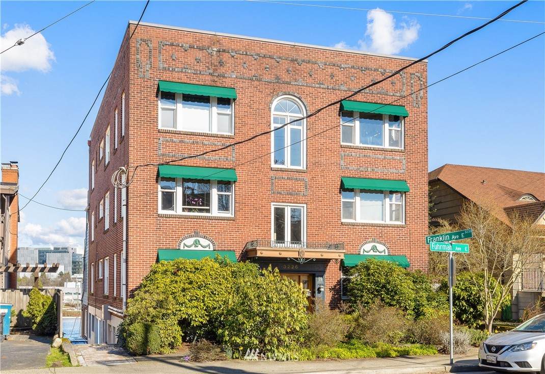 3226 Fuhrman Avenue - Photo 1