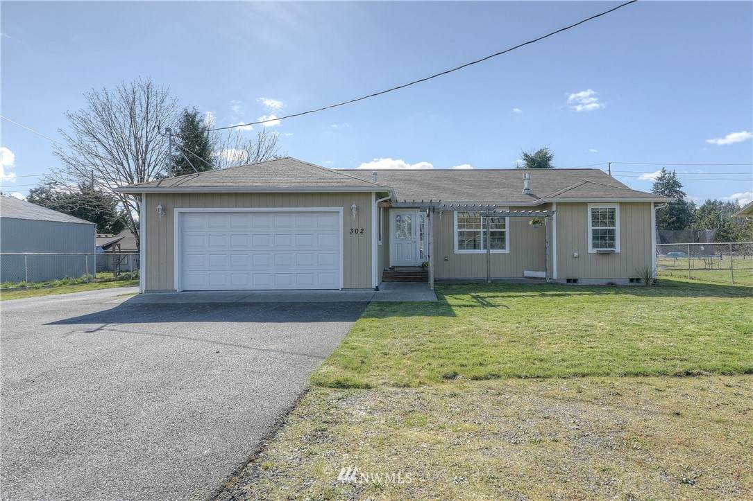 302 Montana Avenue - Photo 1