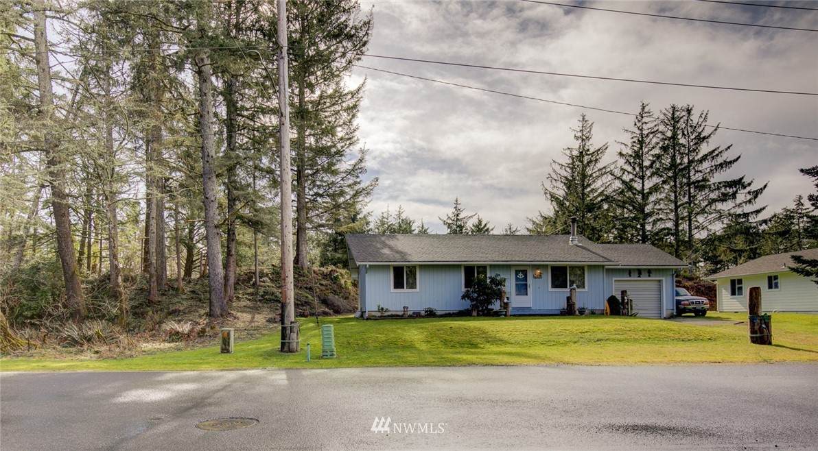 899 Catala Avenue - Photo 1