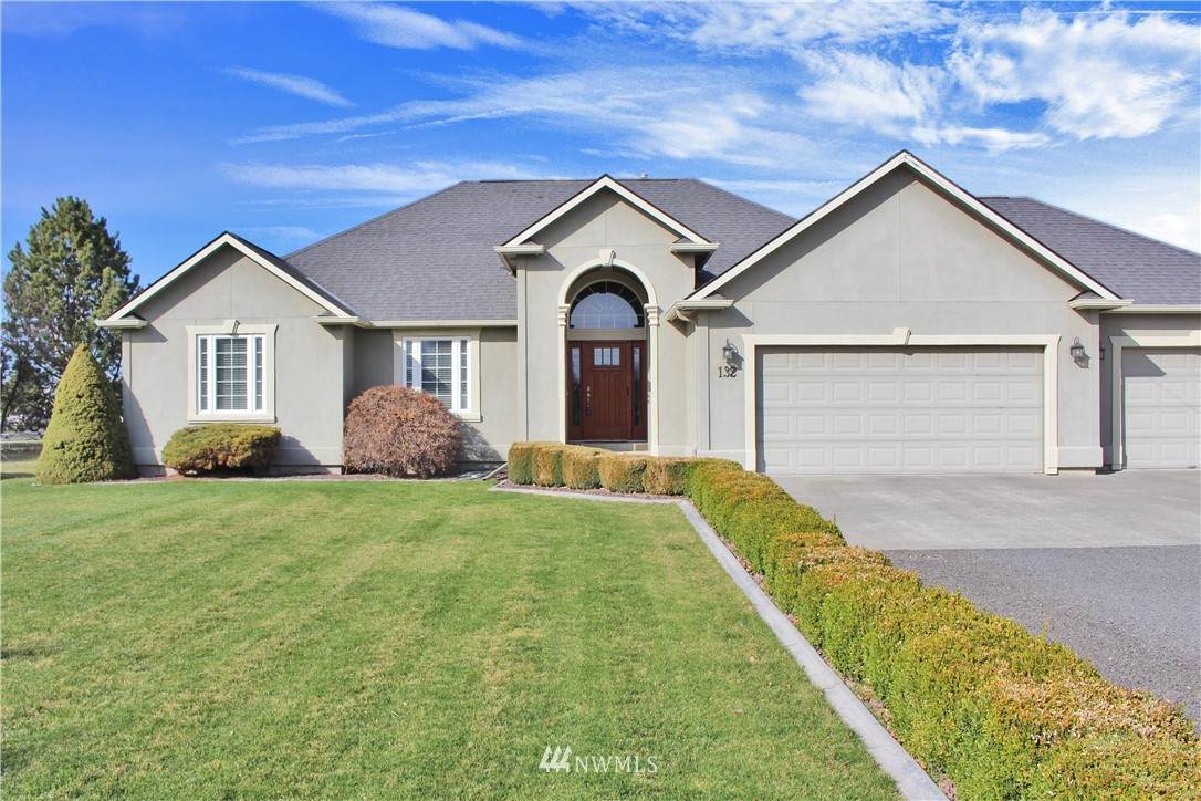 132 Russet Road - Photo 1