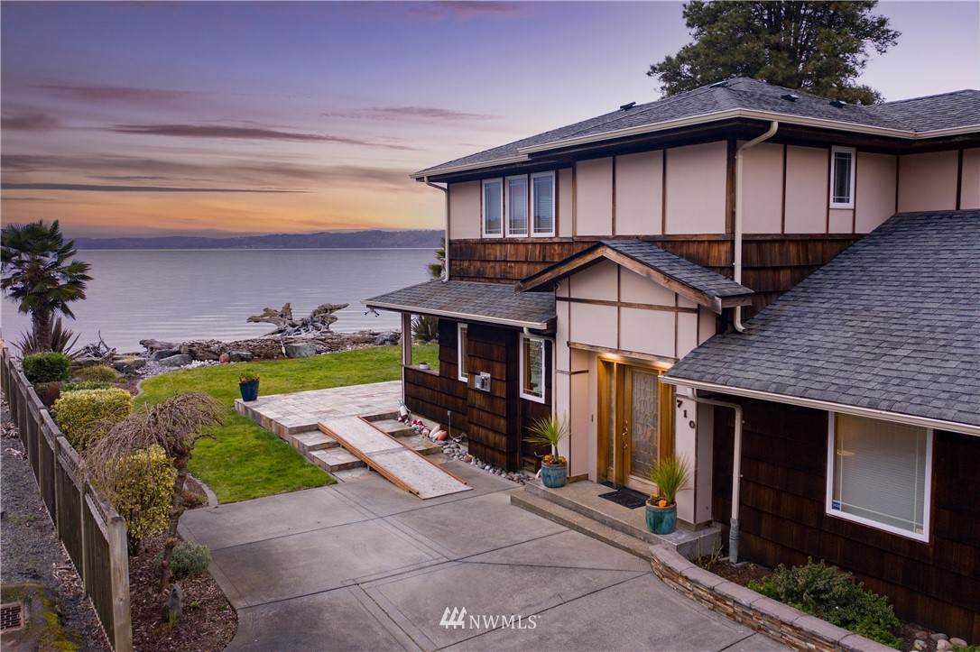 710 280th Street - Photo 1