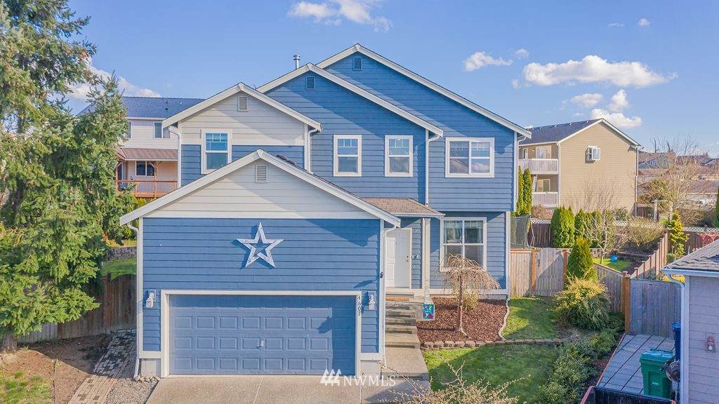 4607 57th Drive - Photo 1