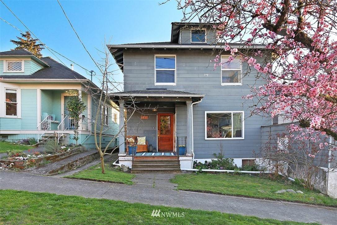 1411 Columbia Street - Photo 1