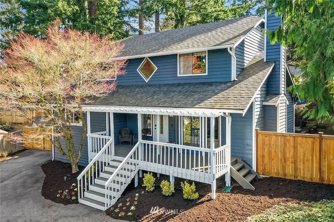 7329 150th Street - Photo 1