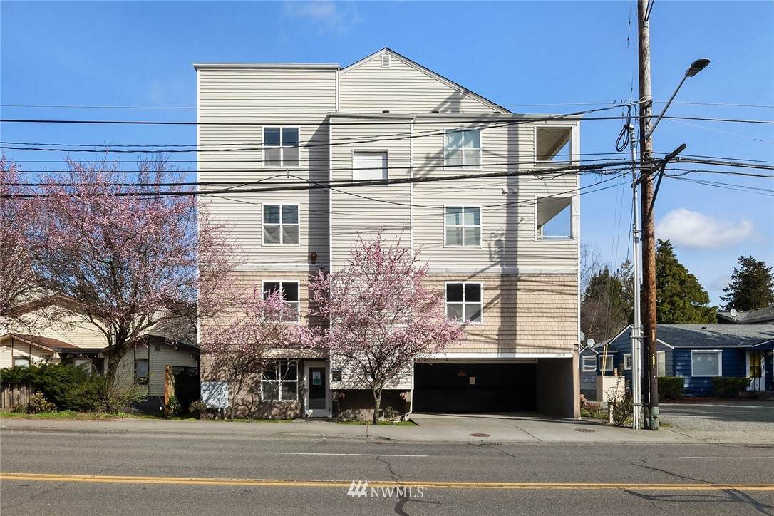 3014 145th Street - Photo 1